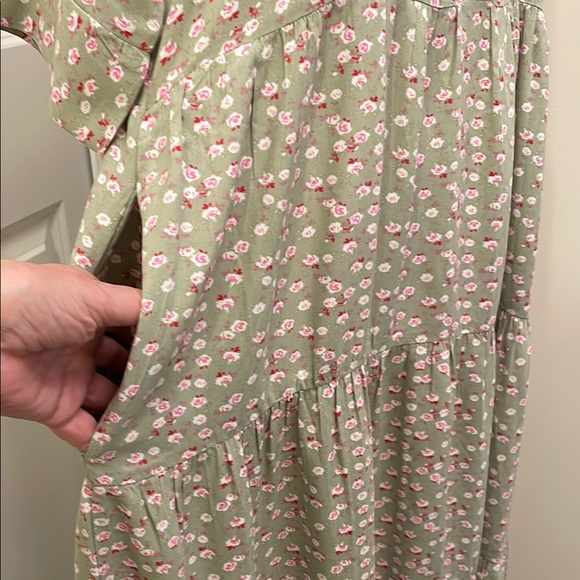 Ella Simone Green Floral Ruffled Tiered Maxi Dress MP Pockets 100% Rayon New! - Picture 10 of 16